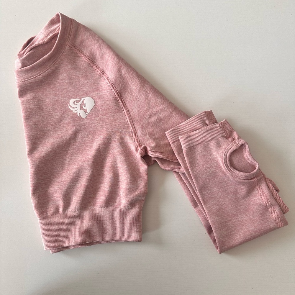 Women’s Best - Move Seamless LS Crop Top - Light Pink Marl